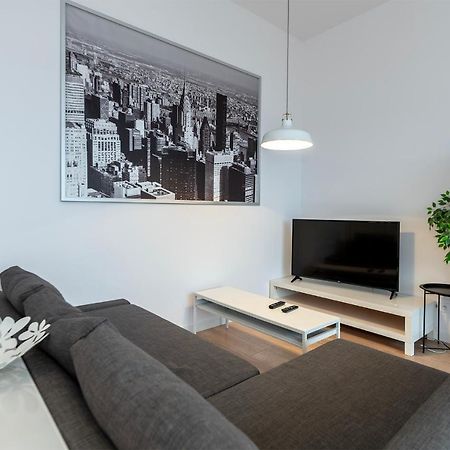 Penthouse With A View Of Lodz & Free Parking Lägenhet Exteriör bild