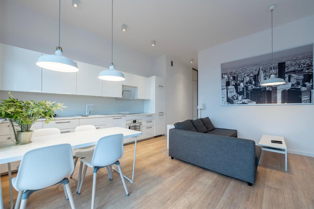 Penthouse With A View Of Lodz & Free Parking Lägenhet Exteriör bild